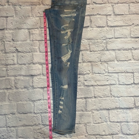 American Eagle shredded jeggings - Picture 4 of 12